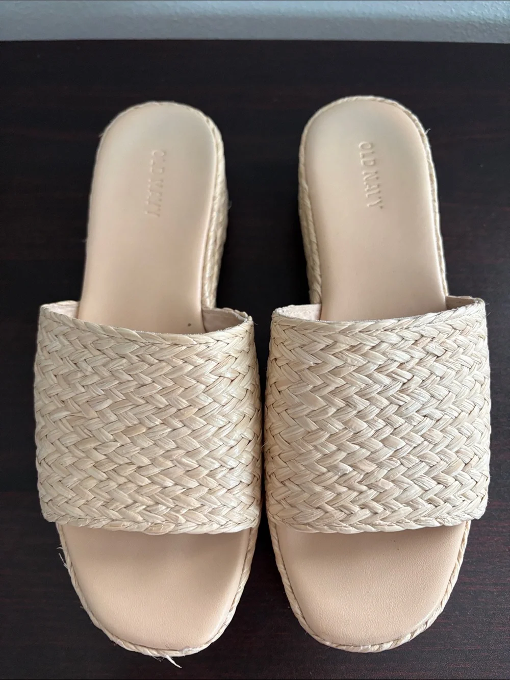 Old Navy Natural Woven Platform Slide Sandals